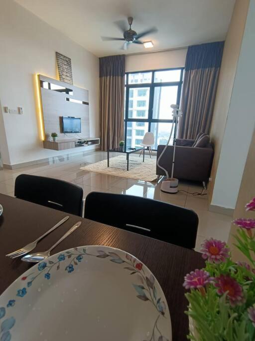 Conezion, Nice View, Beside Ioi City Mall, Opposite Hospital Serdang, Beside Uniteen And Upm, Putrajaya Bagian luar foto