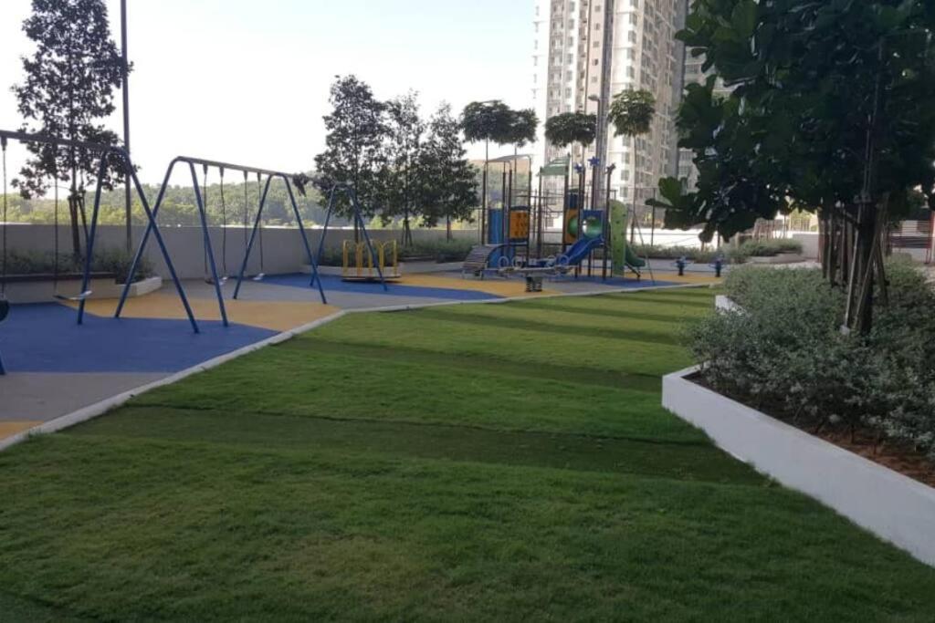 Conezion, Nice View, Beside Ioi City Mall, Opposite Hospital Serdang, Beside Uniteen And Upm, Putrajaya Bagian luar foto